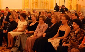 «Виртуозы Москвы» играют в честь супруги первого Президента России